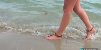 Michelle Honeywell's honeycomb holes on sandy shores, sweet surrender to saucy seaside sex