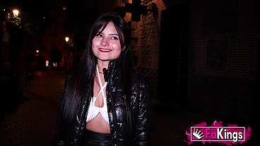 Sofia Mayers gives us her COLOMBIAN ASS! We'll take care of it, don' worry :))))