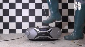 Poor working Radio under old Hunter Wellies floor view