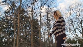 You&#039;re So Small (Kinkmas Day 08: Giantess)