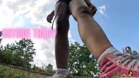 Giantess Crew – Rose – Outside Today