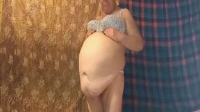 The pump makes the belly more attractive MP4