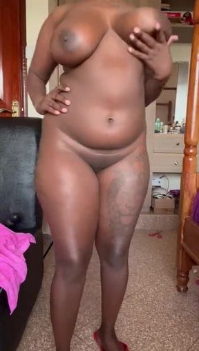 Curvy Ebony (big Boobs,big Ass)hot Striptease While Fully Naked Infront of Daddy!