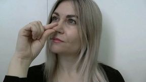 Looking into the camera, and picking your nose MP4 FULL HD 1080p