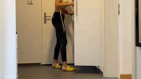 SNEAKERS SHOEPLAY IN A PARK SMELLY FEET - MP4 Mobile Version