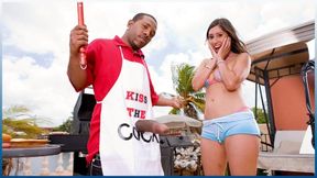 Sexy - Grill Master Shorty Mac Serves Alexis Breeze Some Meat
