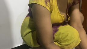 Maid Tamil Aunty Hardwork with Big Baloons