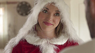 Santa's Horny Helper Anna Aurora Takes What She Wants And Gives To The Naughty
