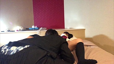 先輩彼氏の為にエロい下着履いたら先輩に褒められて嬉しいJ◯後輩彼女。僕は彼女のマンコから出る汁を味わう