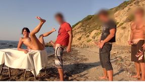 Unbelievable! 'Raunchy sex positions' exposed in this depraved anal&#x1F44C; gangbang guide!