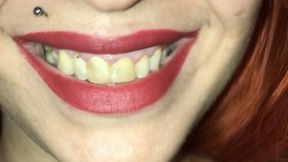 Mouth tour - Rotten tooth because of nicotine, one of the effects