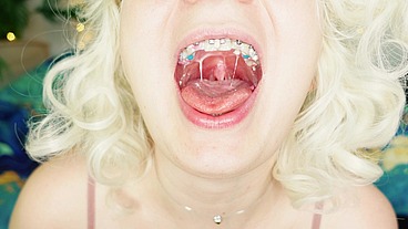 cute ASMR video GREAT SOUND of eating with BRACES 4K (Arya Grander)