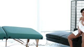 PureMature - Career Woman Lisa Ann Unwind with a Sexy Message