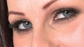 gianna michaels has ee tits that swallow a cock as she is titty fucked