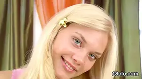 Lovely Nympho Is Spreading Juicy Kitty In Close Up