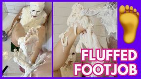 MessyTemptress gives a Sticky Fluff Footjob