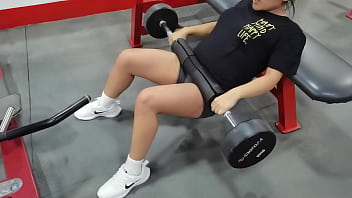 SEXO DURO con una chica sexy del gimnasio - COMIENDO EL CO&Ntilde_O