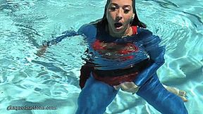 Sexy Superheroine Swimming With Jen Capone (HD 1080p MP4)