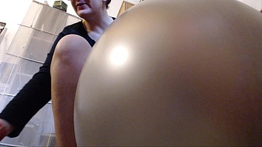 Huge gray balloon to inflate and squirt