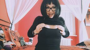 chantal and her huge air in her belly