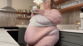 Just A Little Slice - LisaLou SSBBW