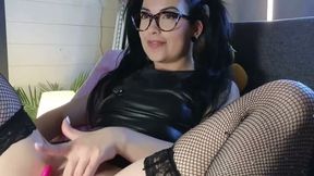 Hott Nelly Private Show