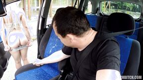 Adorable Blonde TEEN Gets Driver´s Lesson