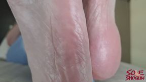 Casual Foot Worship, Mistress Kay