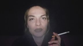 Hot Snap with Dark Lips