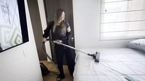 It Turns Me on to See My Employee Vacuuming the House and That's Why I End up Doing Scissors with Her and Eating Her Cone
