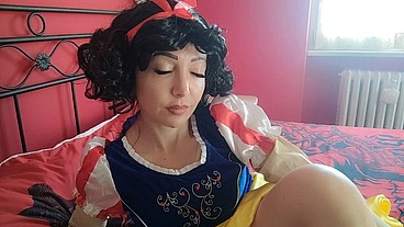 burps and loud burps with Snowhite, sexy disney princess
