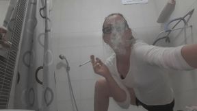 Smoking in the bathroom MP4