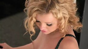 Jessie Rogers never fails to eagerly fuck anyone