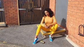 1323 Black Beauty in SMOKEBREAK Mustard
