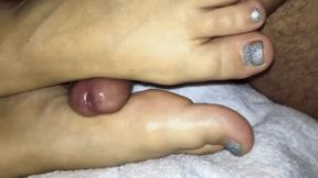 SMALL FEET ARCHES FOOTJOB - FULL HD