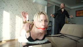 She begs to destroy her soles (HD)