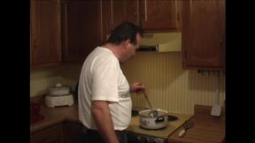 Cassie Try Out Her New Outfit And Sucks The Chef! (1st half mp4)