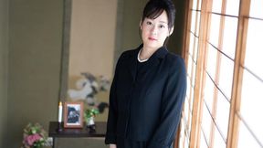 Get your hubby's debt paid, babe, with Eri Saeki's widow AV interview booty!