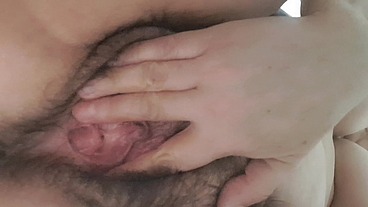 mature milf with open pussy