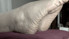 Latina Soles With Fat Wrinkles - Full Movie