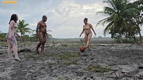 Kickoff to raw sex, ditching the snooze fest for a hotter half-time show
