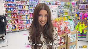 Takes Off Condom During Sex With Fan And Lets Him Cum Inside Her