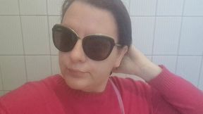 The Hilarious Misadventures of Nicoletta: A Delightful Encounter in a Public Restroom 4K