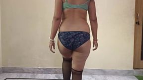 Raw booty shaking, big ass&#x1F351; twerking, spreading legs wide open for unbridled lust