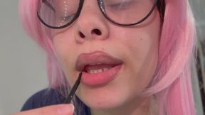 AWESOME SPITTING MOUTH LATINA Ebony big mouth