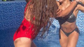 Sexy pool fight