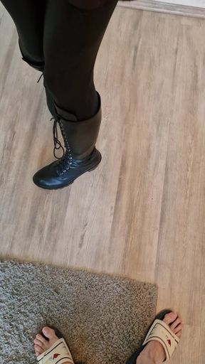Latex Davine getting her face fucked