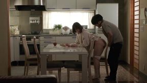 Parents Gone, Daught&#039; Plugs Her Big Ass in Bathroom