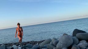 monika fox swims naked in sea