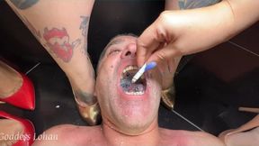 3 Powerful Queens Use This Pathetic Old Man’s Mouth as an Ashtray